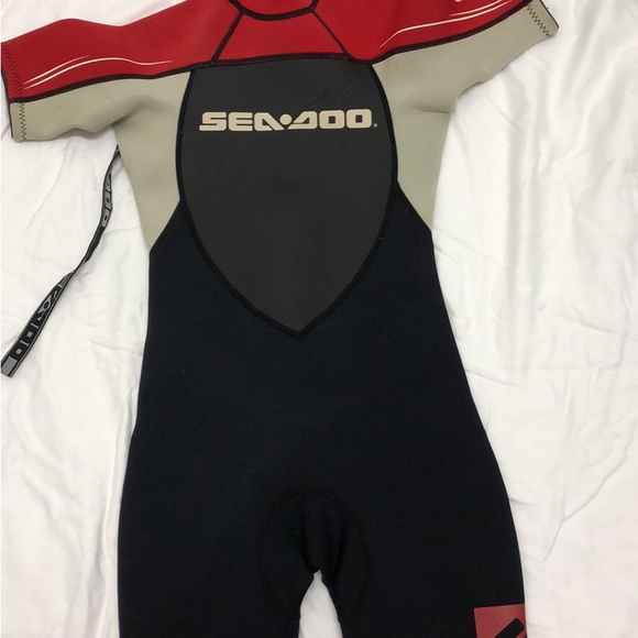 SeaDoo wetsuit youth size 8 - Picture 2 of 3